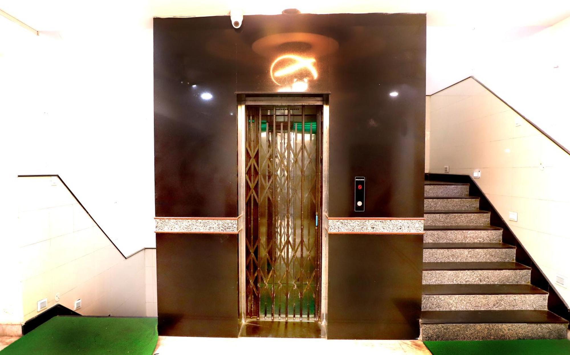 Hotel River View Khagaria Ngoại thất bức ảnh