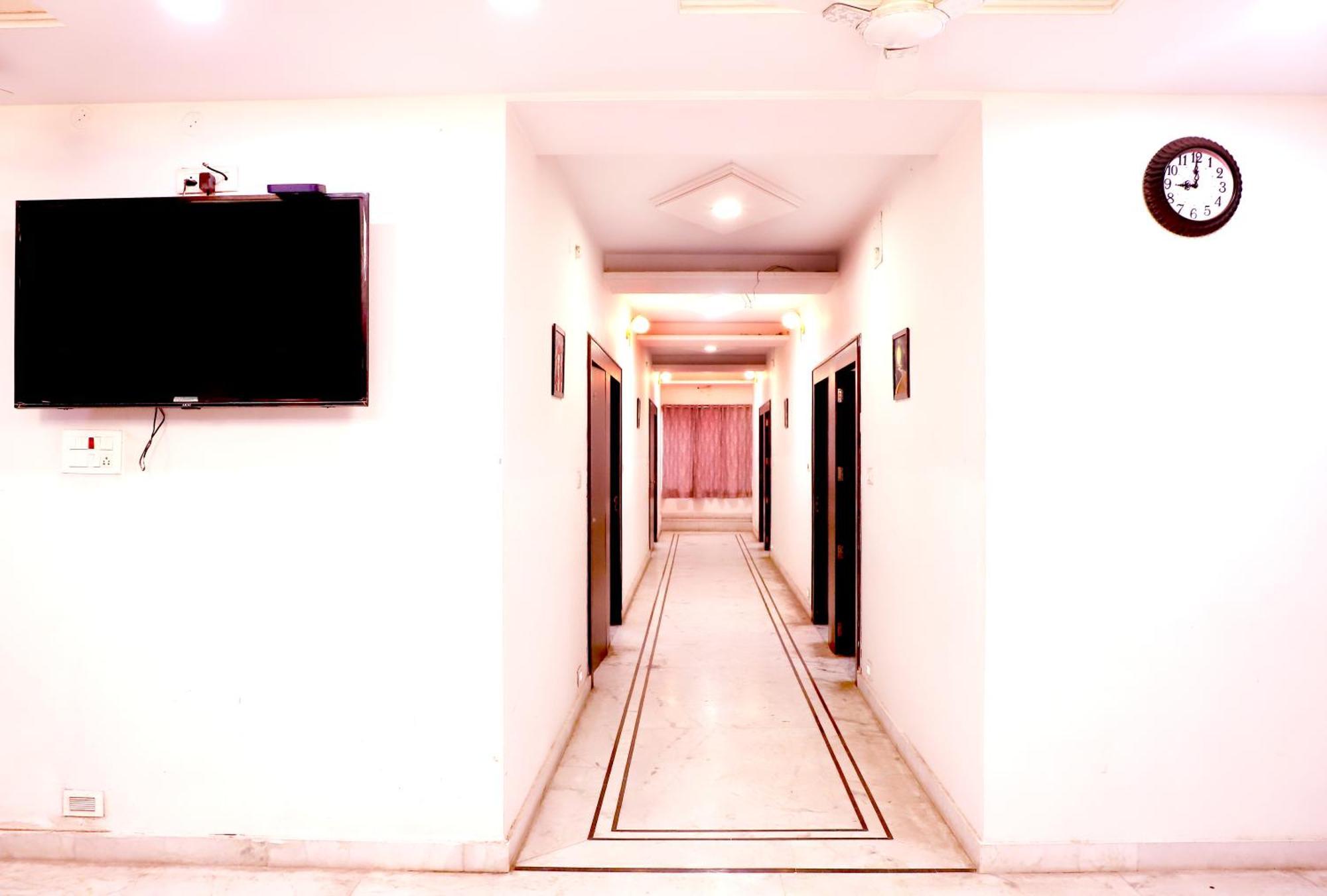 Hotel River View Khagaria Ngoại thất bức ảnh