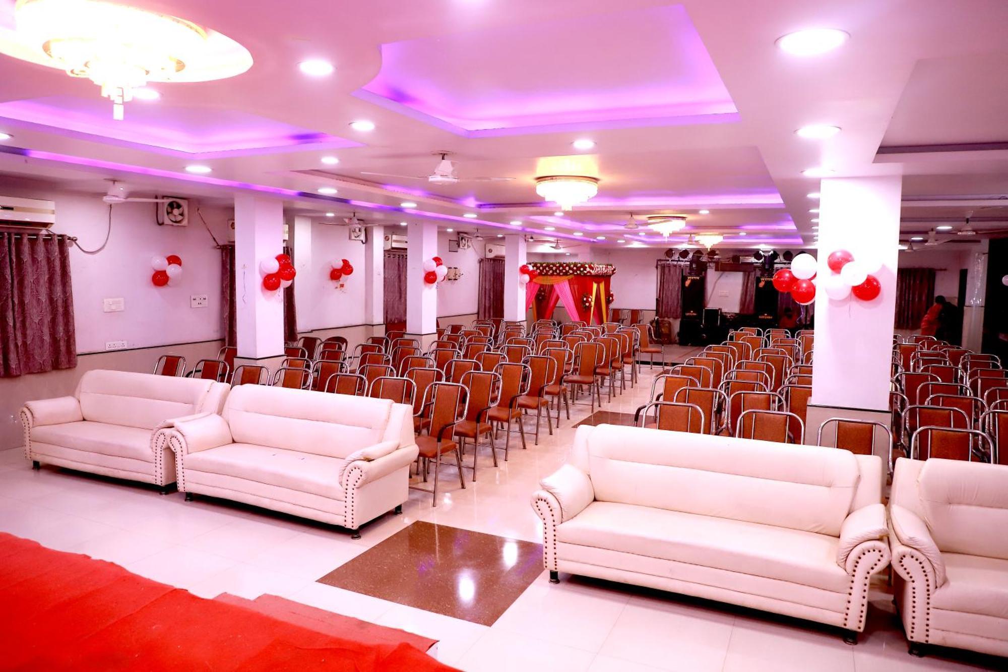 Hotel River View Khagaria Ngoại thất bức ảnh